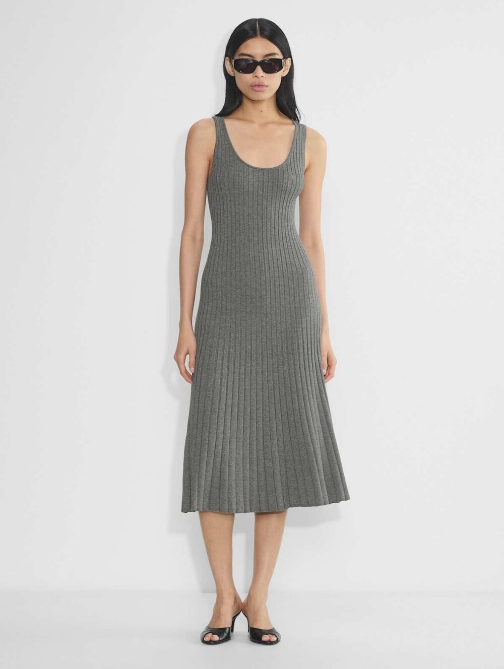 NWT Aritzia Babaton Heather Charcoal Grey Knit Expression Midi Dress Size Small